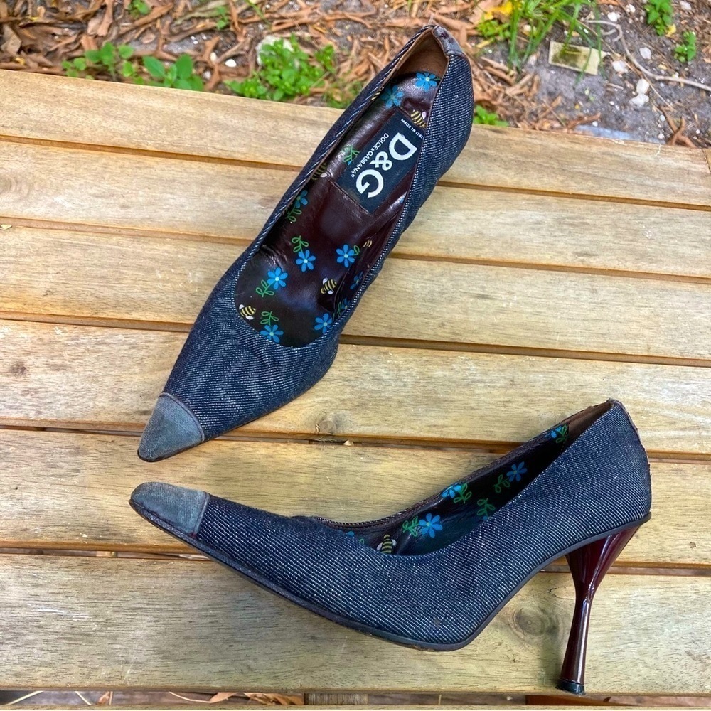 Vintage Y2K 90s Dolce & Gabbana Denim and patent leather pointy toe heels 38 8
